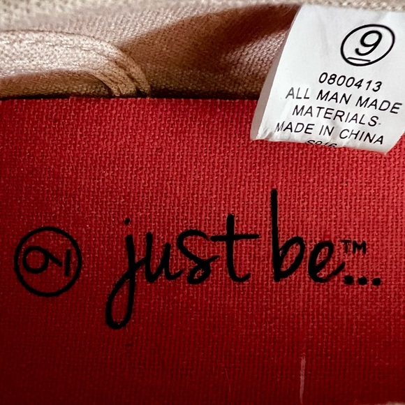 BY THE WAY and JUST BE, TWO PAIRS OF SHOES - Picture 7 of 11